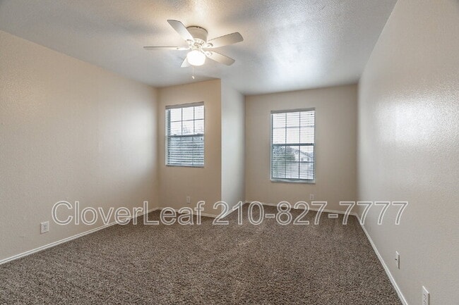 Building Photo - 104 Bay Willow