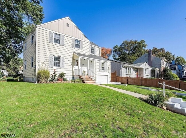 Building Photo - 239 E 4th Ave