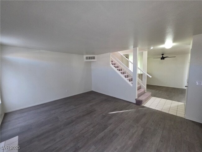 Building Photo - 8453 Vast Horizon Ave