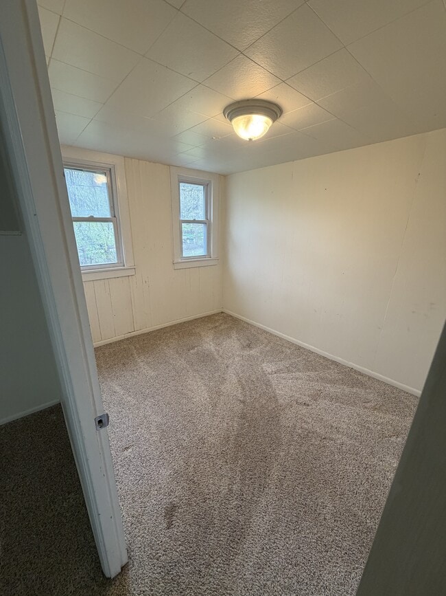 Building Photo - 4785 N Merton Dr