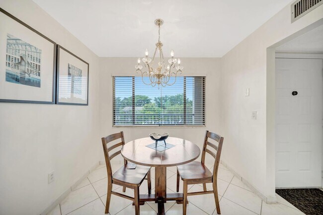 Building Photo - 9485 N Belfort Cir