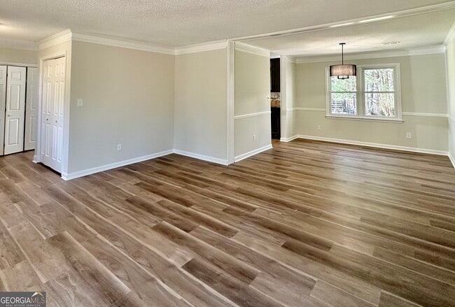 Building Photo - 157 Rockspray Ridge