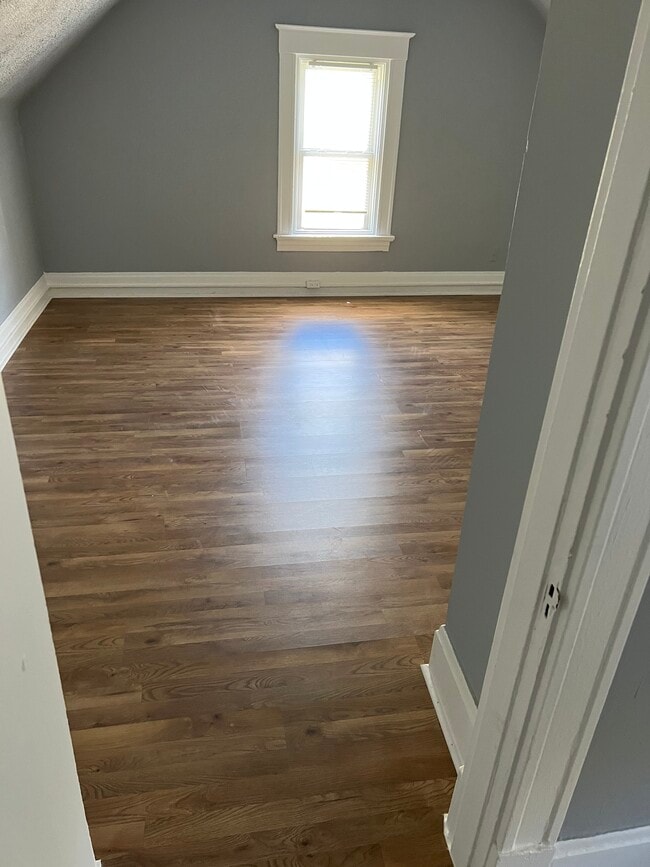 Building Photo - 1163 Homeside Ave