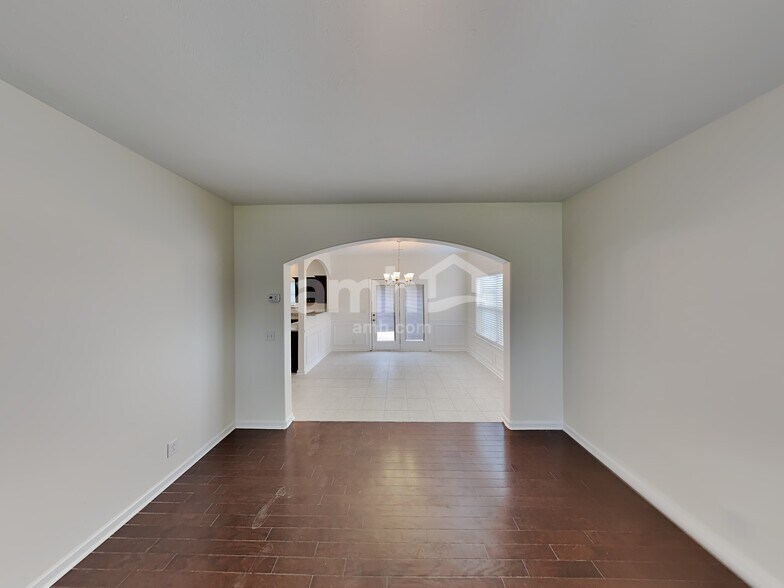 Building Photo - 1034 Shallow Water Way