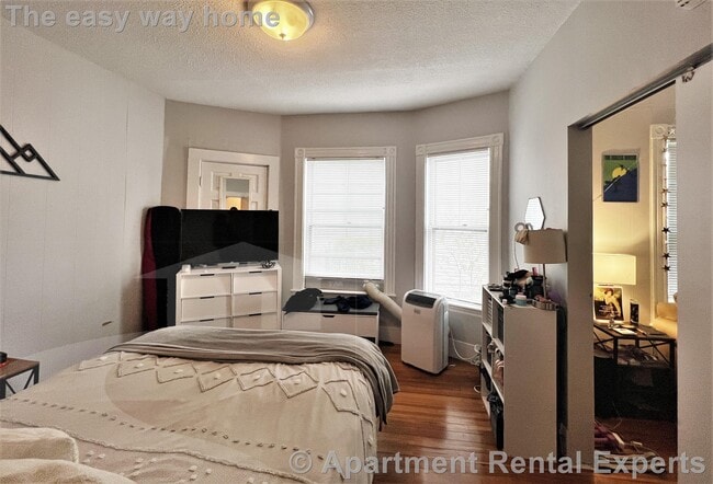 Building Photo - 69 Raymond Ave