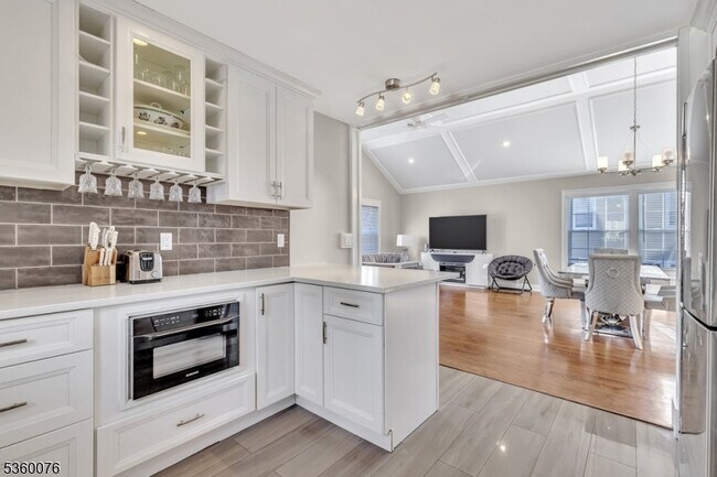 Building Photo - 46 Cortlandt St