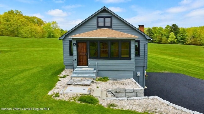 Building Photo - 568 Old Plank Rd