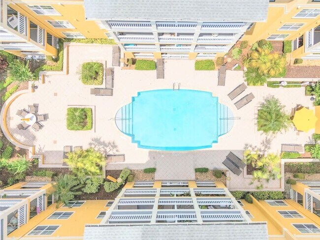 Building Photo - Amazing 1/1 Courtyard View Condo for Rent at Park North Downtown Orlando.