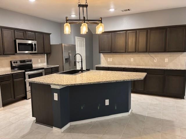 Building Photo - 515 Rustic Meadows Trl