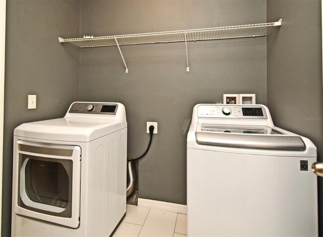 Building Photo - 475 Nadeau Way