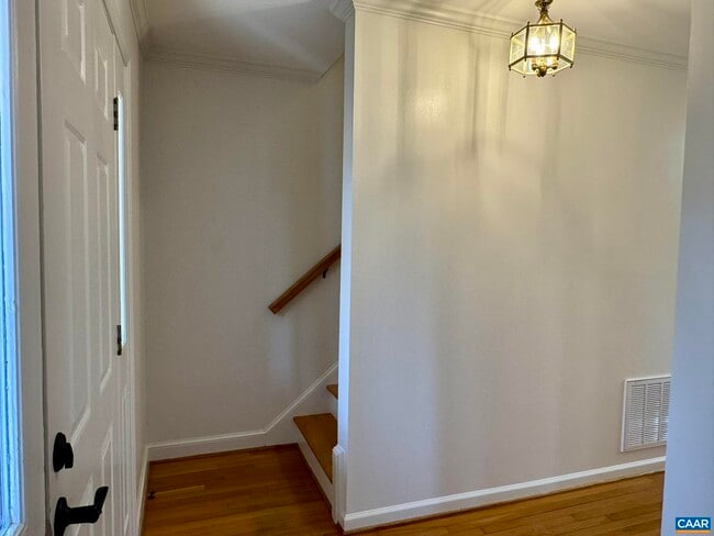 Building Photo - 3176 Crossfield Ln