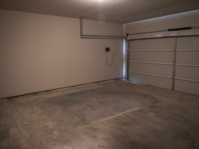 Building Photo - 2533 Sturgeon Wy