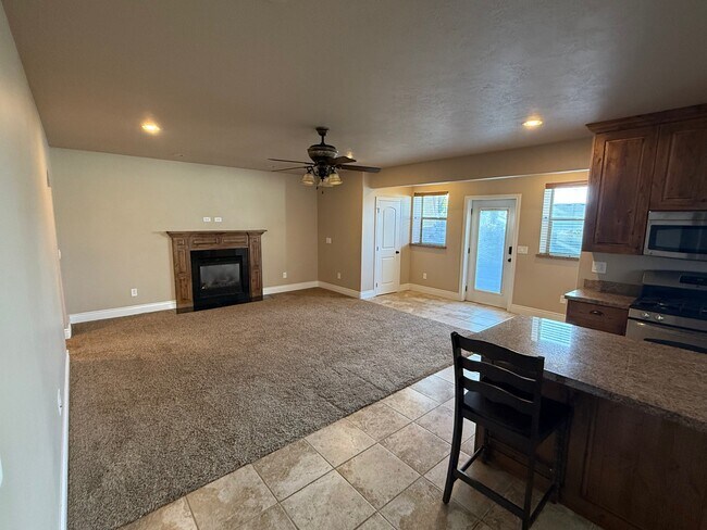 Building Photo - 5078 W Woodsmere Ln
