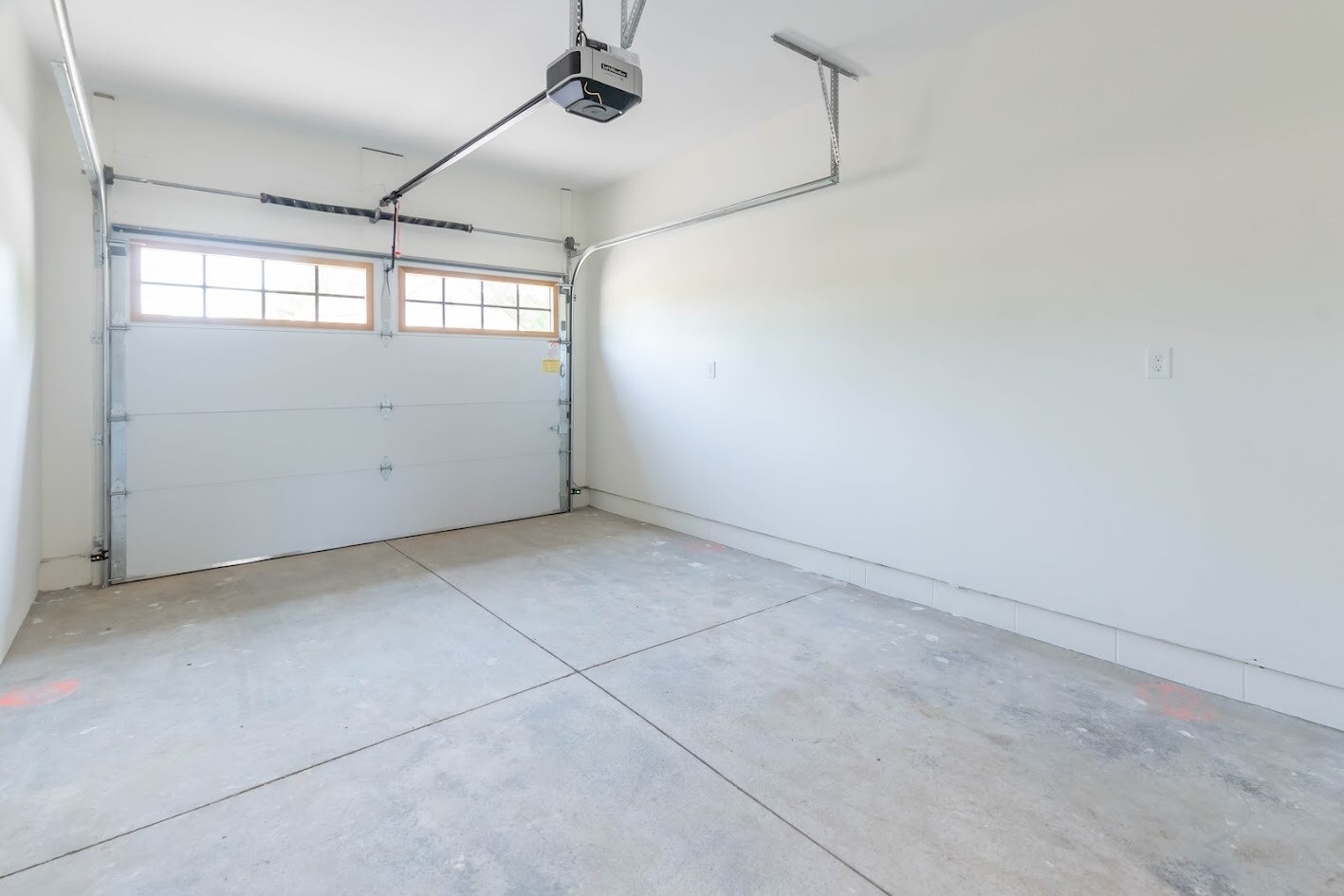 Building Photo - 261 Gay St