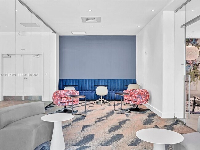 Building Photo - 3301 NE 1st Ave