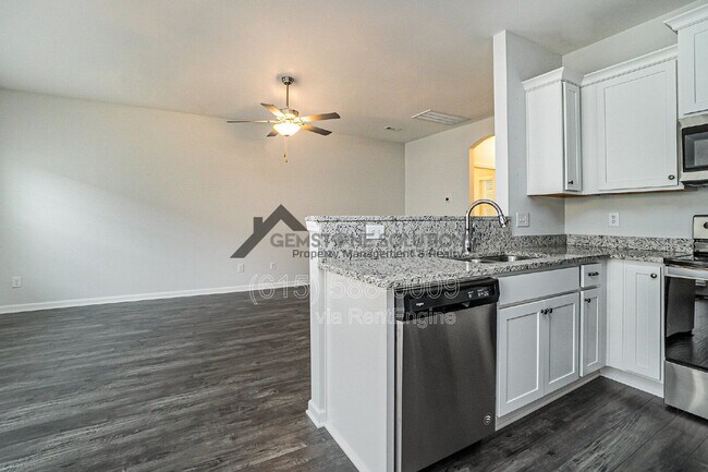 Building Photo - 217 Kinsale Dr