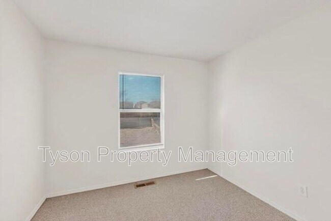 Building Photo - 915 Wood Duck Dr SW