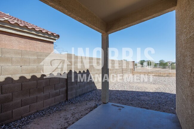 Building Photo - Beautiful Remodeled Home in Florence