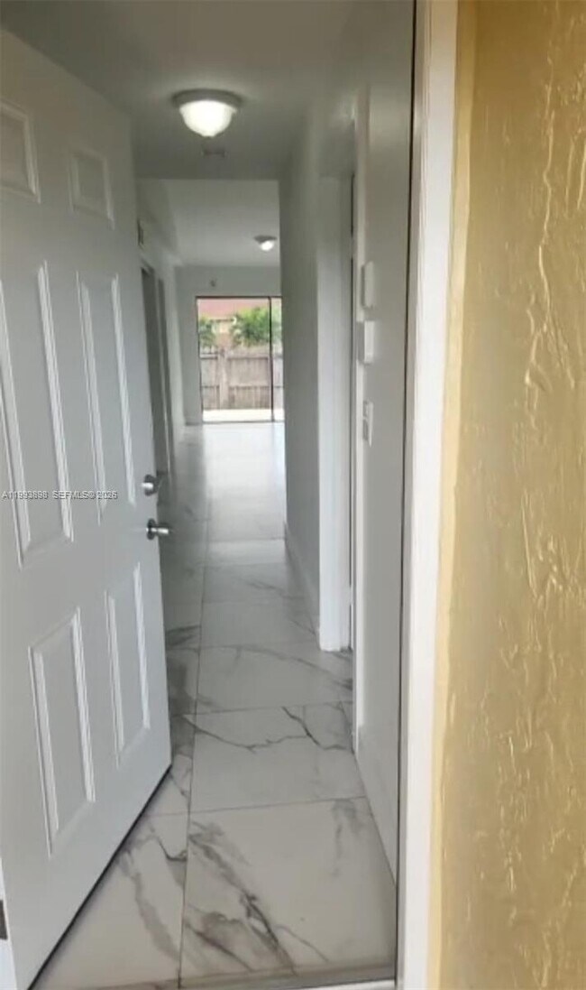 Building Photo - 13949 SW 281st Terrace