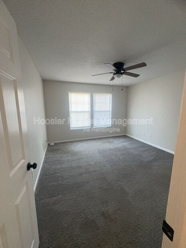 Building Photo - 12653 Loyalty Dr