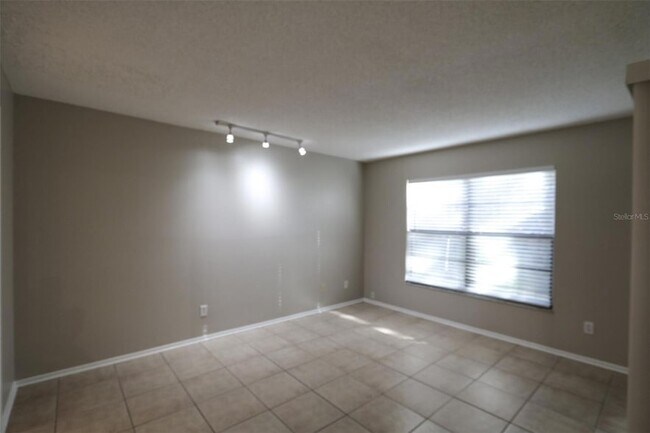 Building Photo - 4957 Puritan Cir