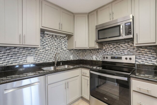 Building Photo - 2BR/2BA Top Floor Condo with EV Charger & 2 Balconies | Near Palo Alto | YouTube Tour