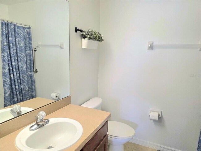 Building Photo - 7112 Five Oaks Dr