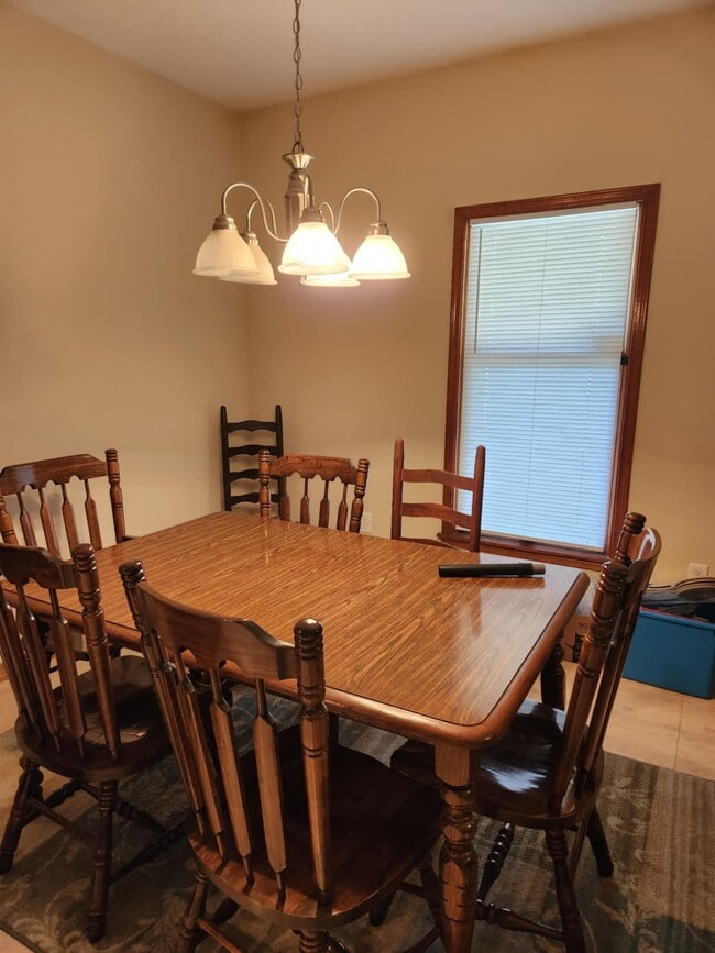 Building Photo - 2888 FL-81