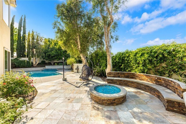 Building Photo - 779 Coral Tree Way
