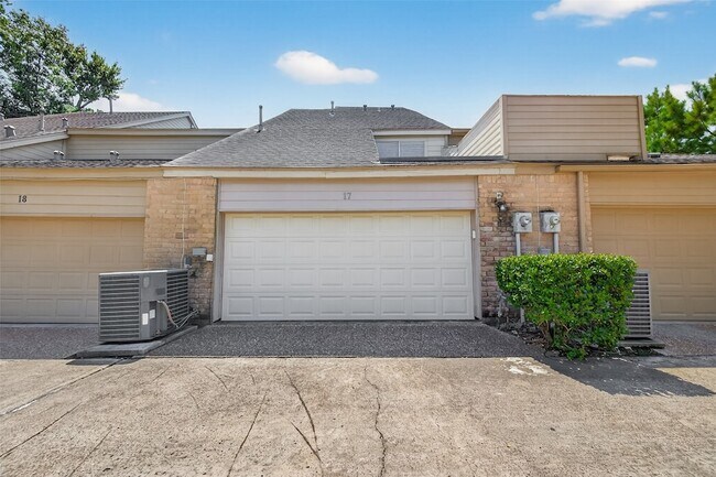 Building Photo - 12625 Memorial Dr