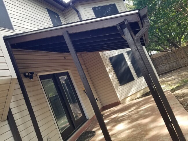 Building Photo - 9402 Moonlit Glade Rd