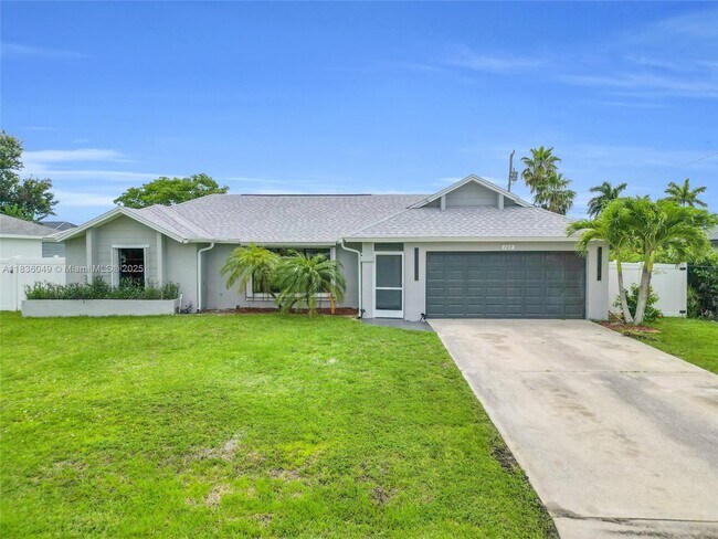 Primary Photo - 709 SW 9th Ave