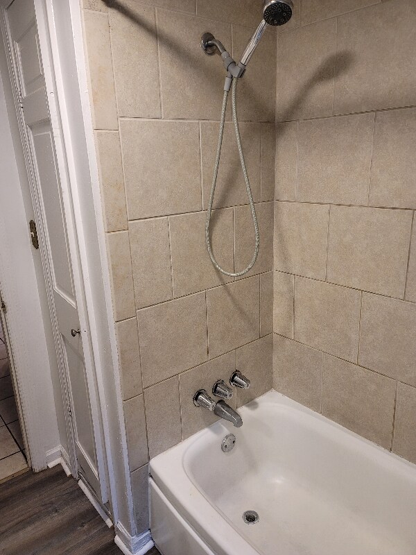 Building Photo - 312 Creps St