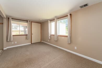 Building Photo - 40324 Lynn Rd