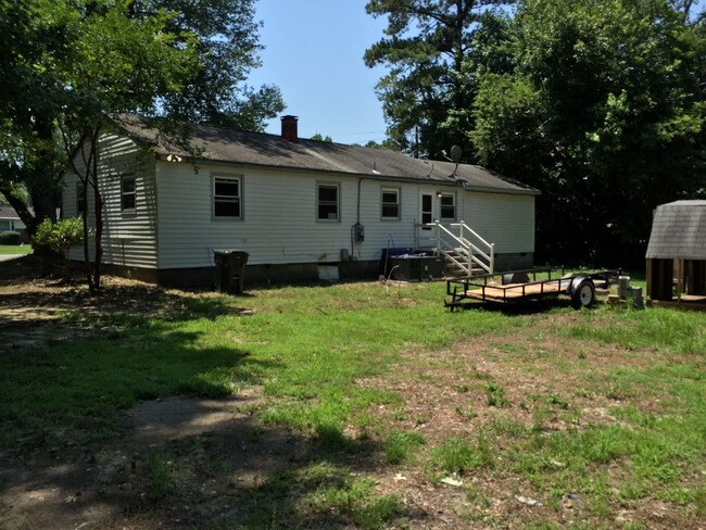 Building Photo - Beautiful Rancher To Rent On 2 Acres