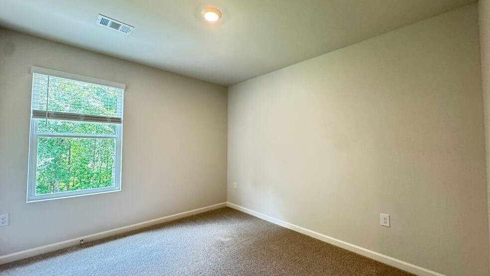 Building Photo - 3190 Greyton Dr