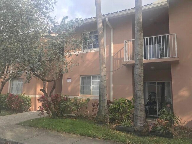 Building Photo - 3211 Sabal Palm Manor