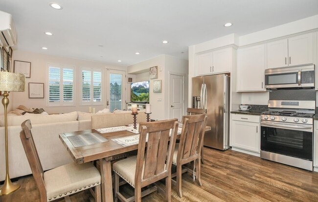 Building Photo - 2500 Wildflower Station Pl