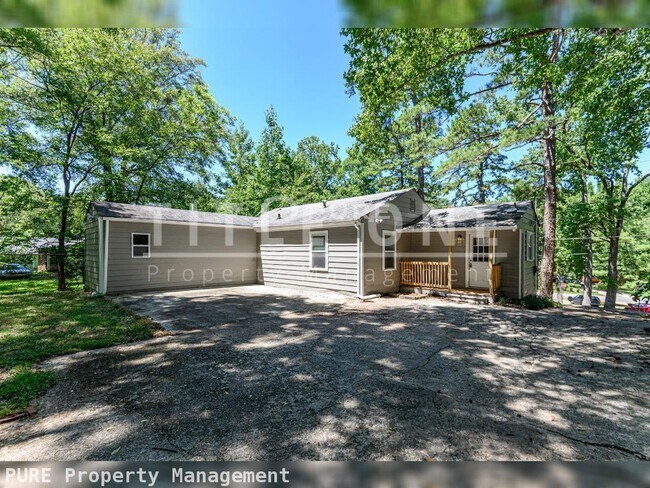 Building Photo - Price Drop Alert!  Fall Rental Specials Av...