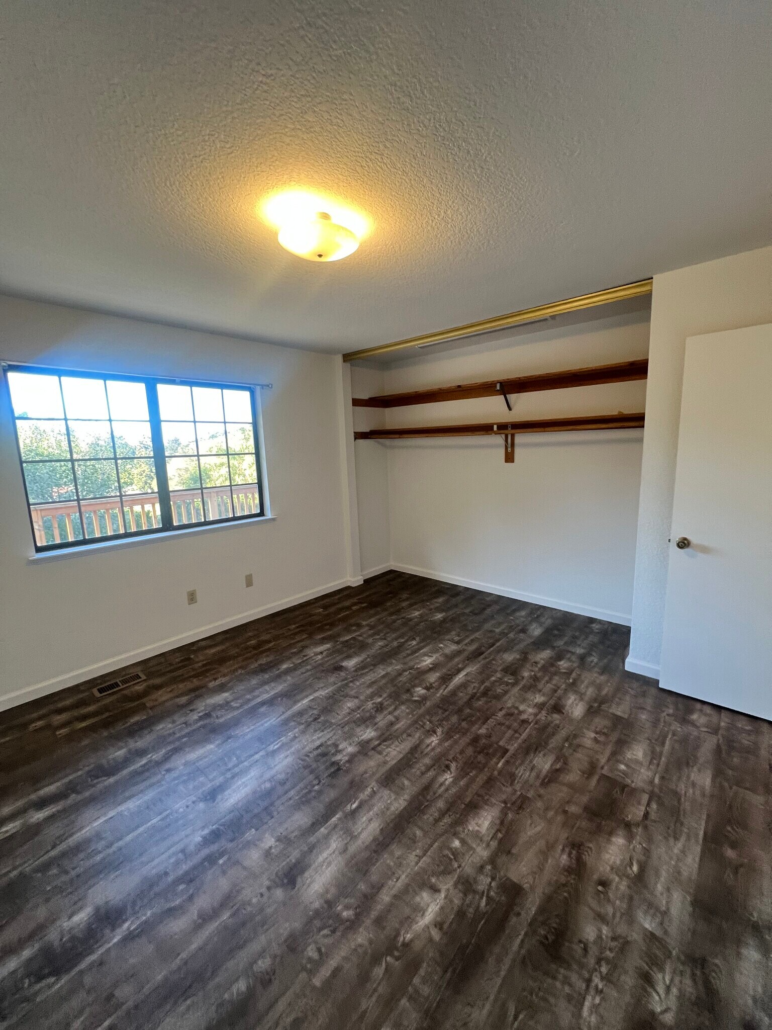 Building Photo - 190 Aromas Rd