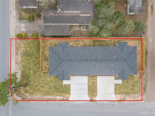 Building Photo - 30 N Texas Ave