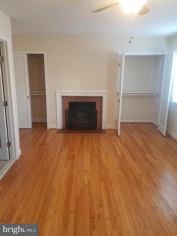 Building Photo - 1152 Wimbledon Dr