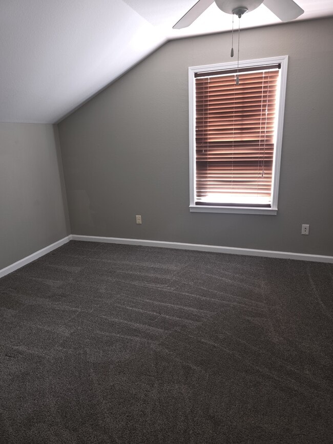 Building Photo - 108 Hidden Sunset Dr