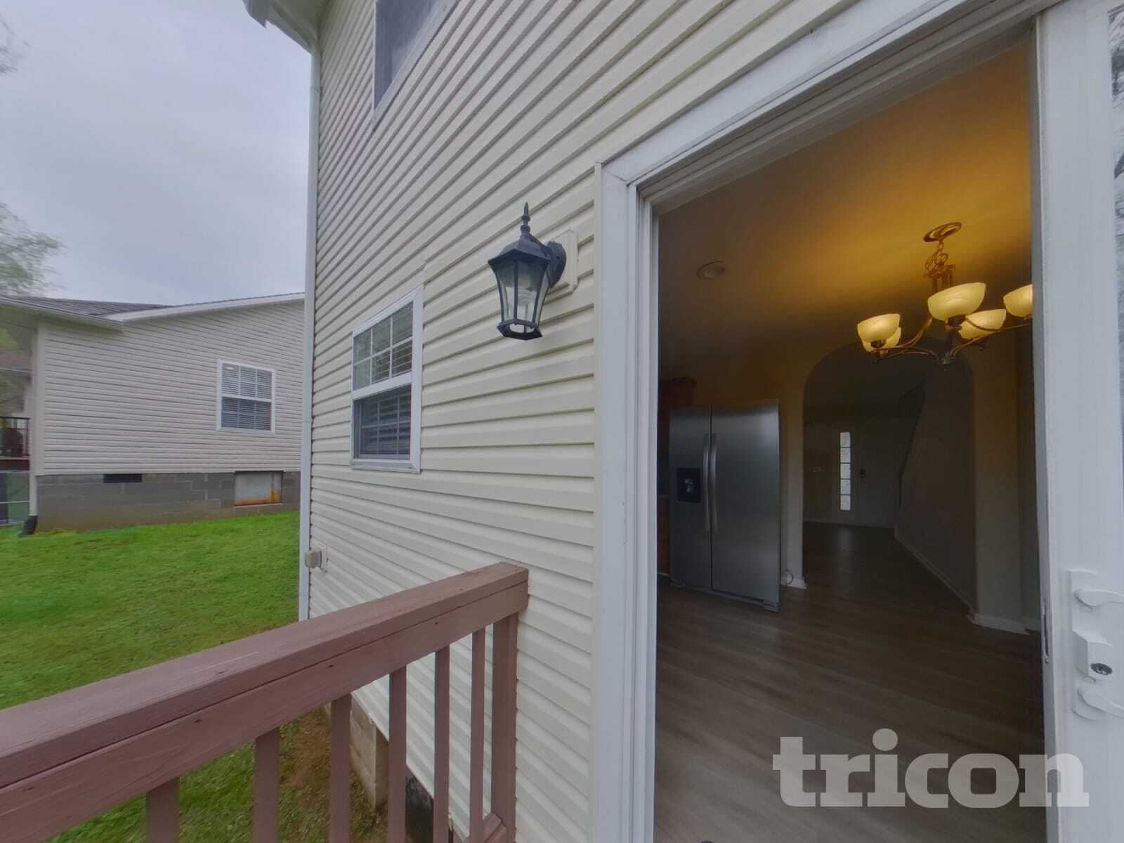 Building Photo - 1940 Littleton Ct