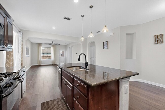 Building Photo - 1801 Velarde Rd