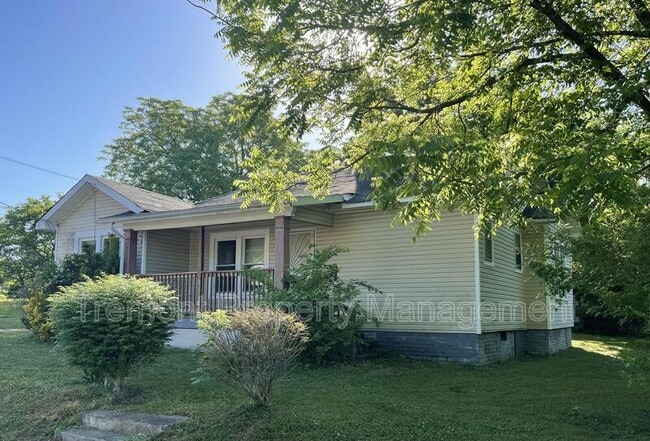Primary Photo - 3734 Seminary St