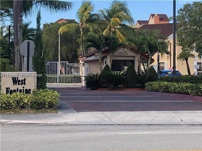 Building Photo - 10233 NW 9th St Cir