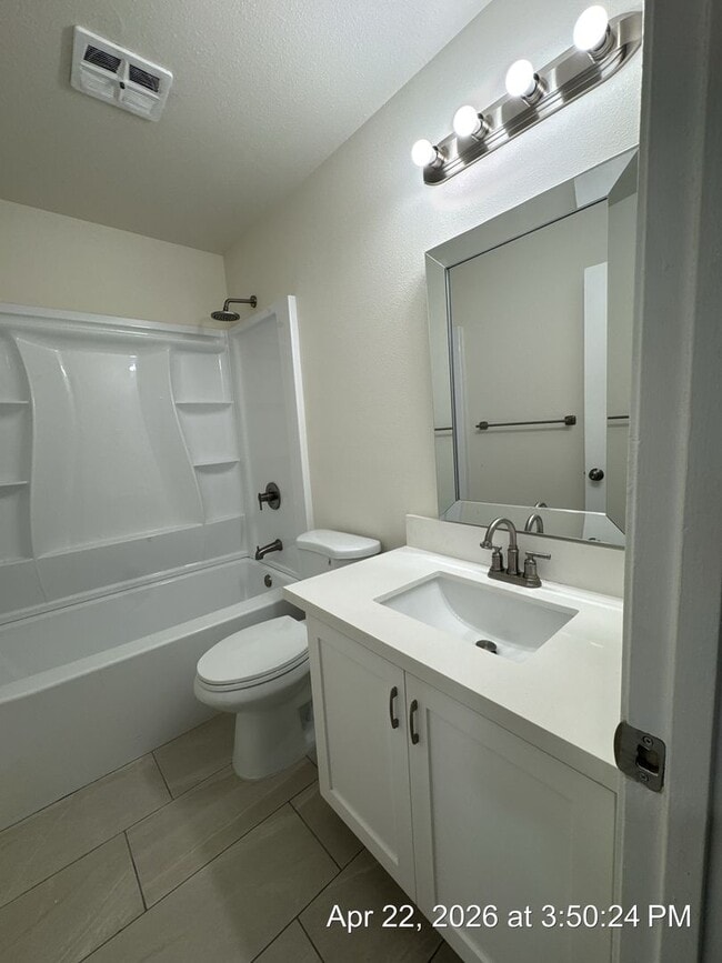 Building Photo - MOVE IN READY! 2 WEEKS OFF!! NO APP FEE! UPSTAIRS UNIT WITH BALCONY!