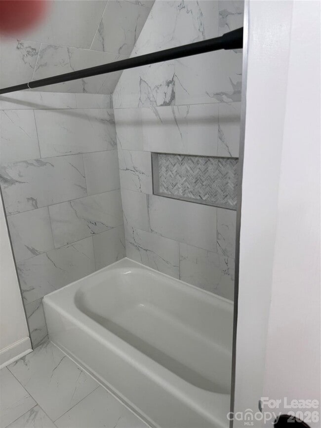 Building Photo - 7907 Willows Pond Ct