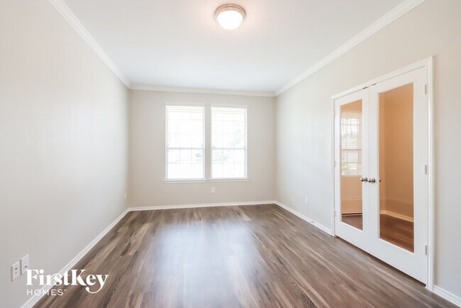 Building Photo - 2092 Lost Timbers Dr